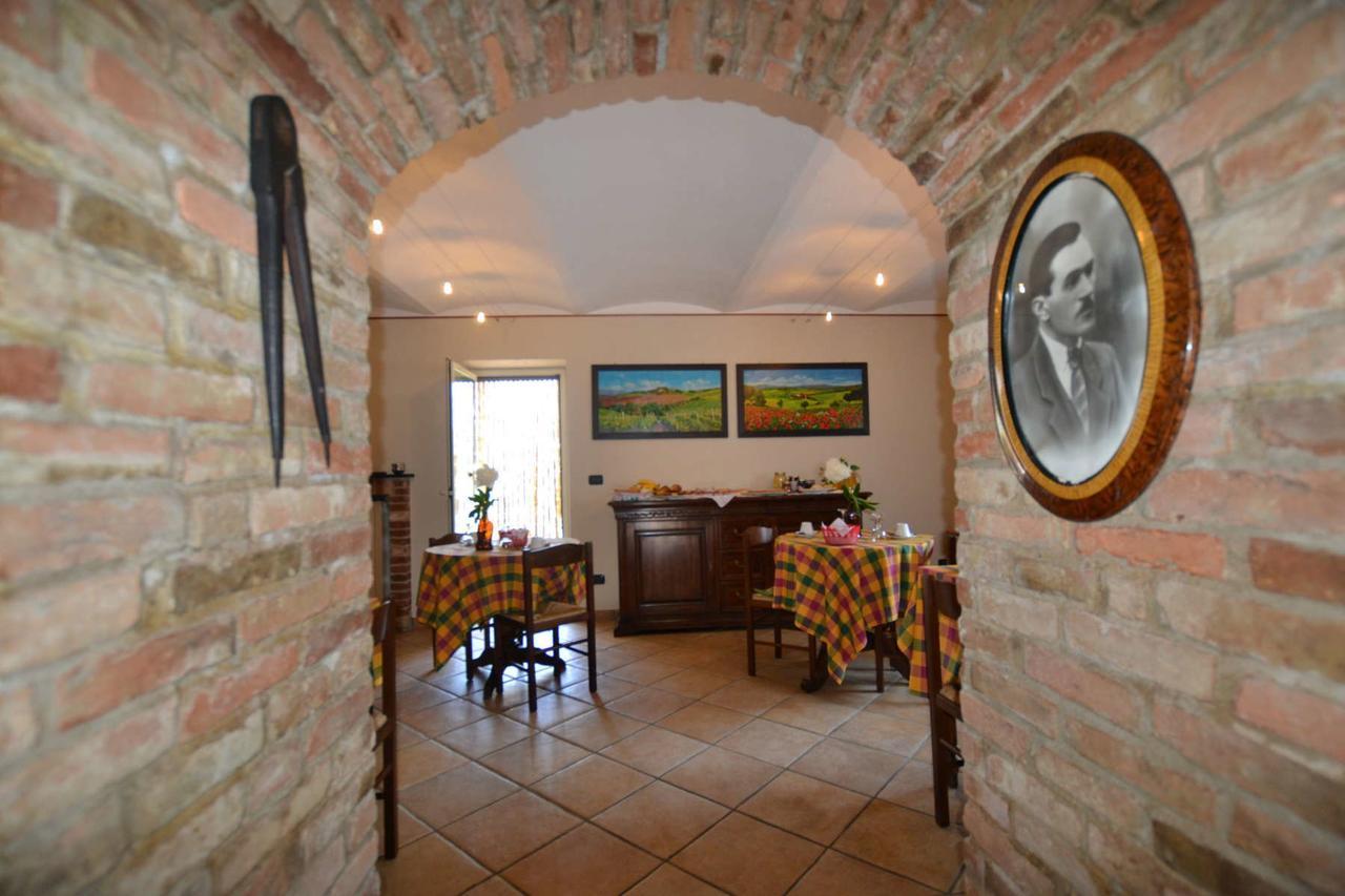 B&B La Dolce Vita Priocca Bagian luar foto