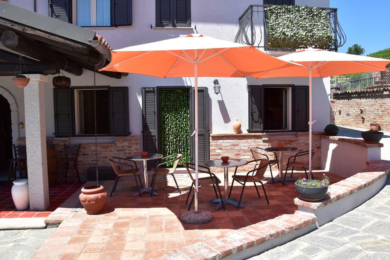 B&B La Dolce Vita Priocca Bagian luar foto