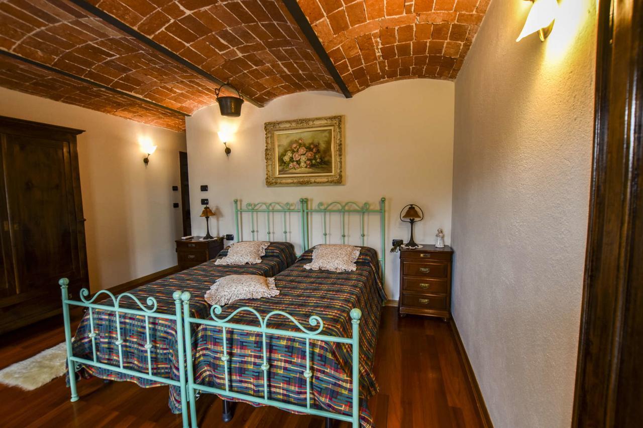 B&B La Dolce Vita Priocca Bagian luar foto