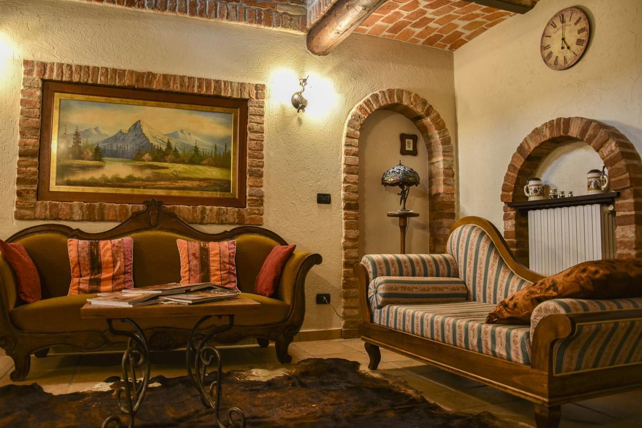 B&B La Dolce Vita Priocca Bagian luar foto